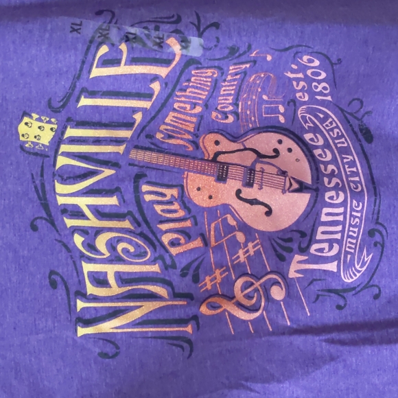 V neck Tee - Picture 2 of 3